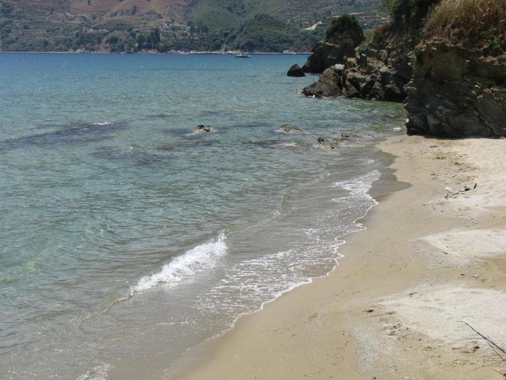 Skoutari Beach Hotel Kültér fotó